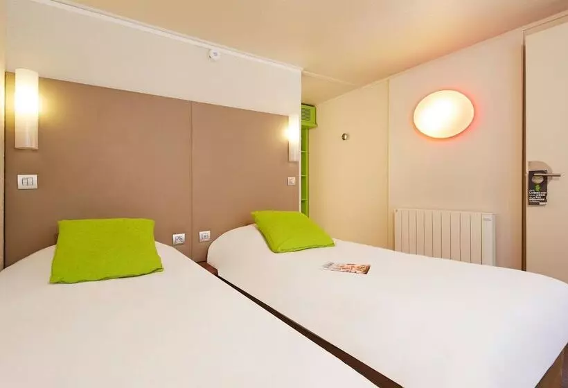 Quarto Estandar, Campanile Hotel Compiegne