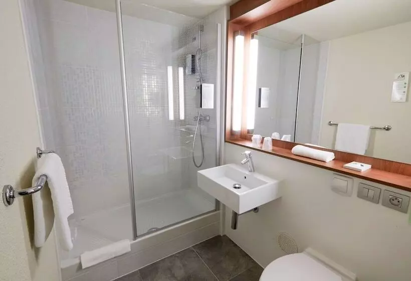 اتاق استاندارد, Campanile Hotel Senlis
