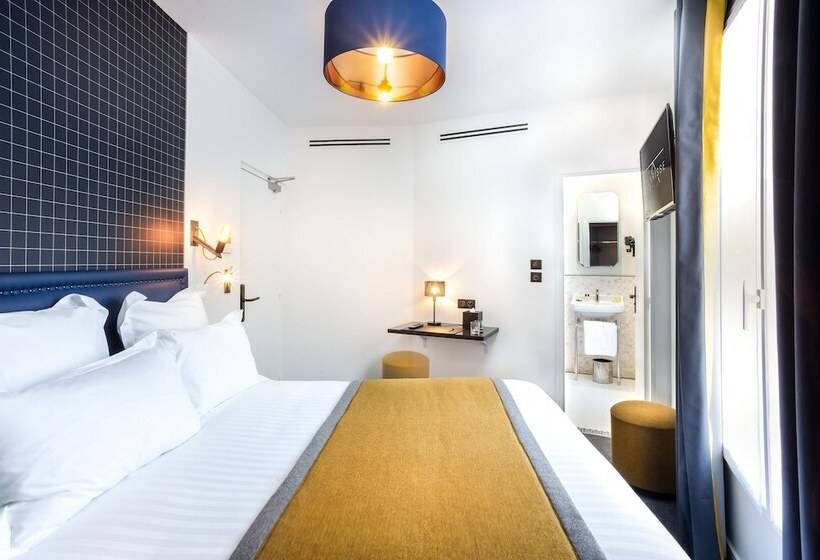 古典房间, Clarisse