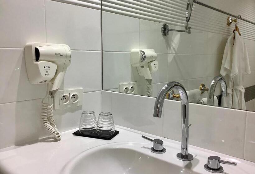 バルコニー付きジュニアスイート, Diana