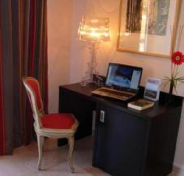 バルコニー付きスタンダードトリプルルーム, Diana