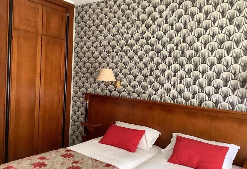 غرفة كمفورت مع بلكونة, Diana