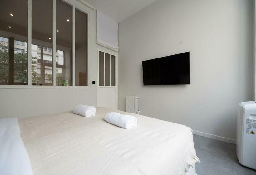 １ベッドルームのデラックスアパートメント, Mbm   Chemin Vert