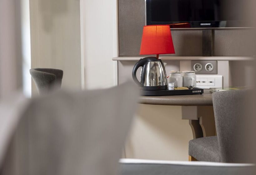 اتاق کلاسیک, Du Jeu De Paume