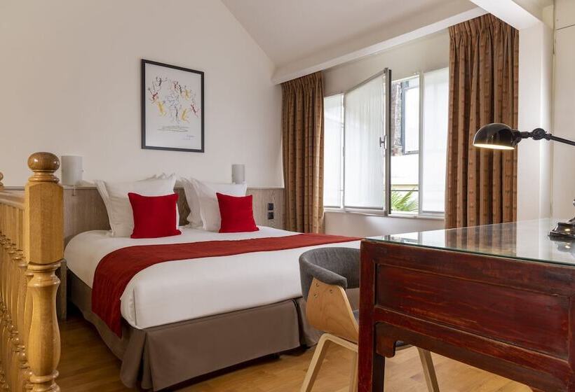 سوییت دوبلکس, Du Jeu De Paume