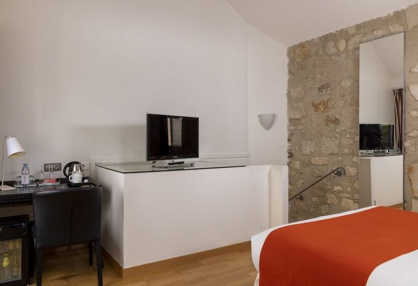 اتاق سوپریور یک تخته, Du Jeu De Paume