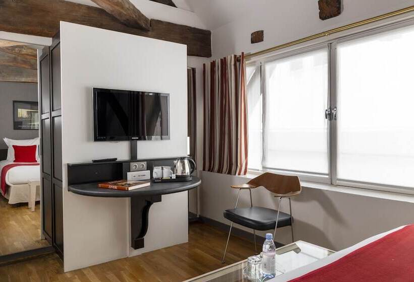 اتاق سوپریور یک تخته, Du Jeu De Paume