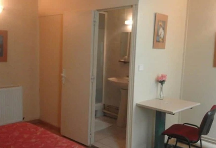 Номер Стандарт, Hôtel Du Palais