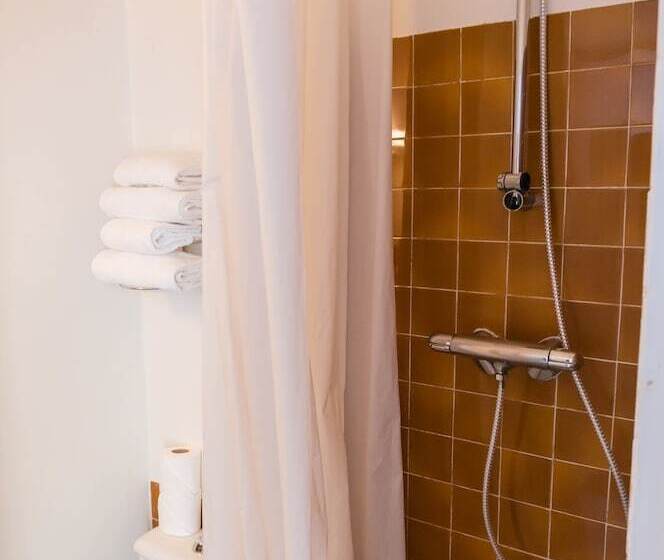 クラシックルーム, Hôtel Exelmans