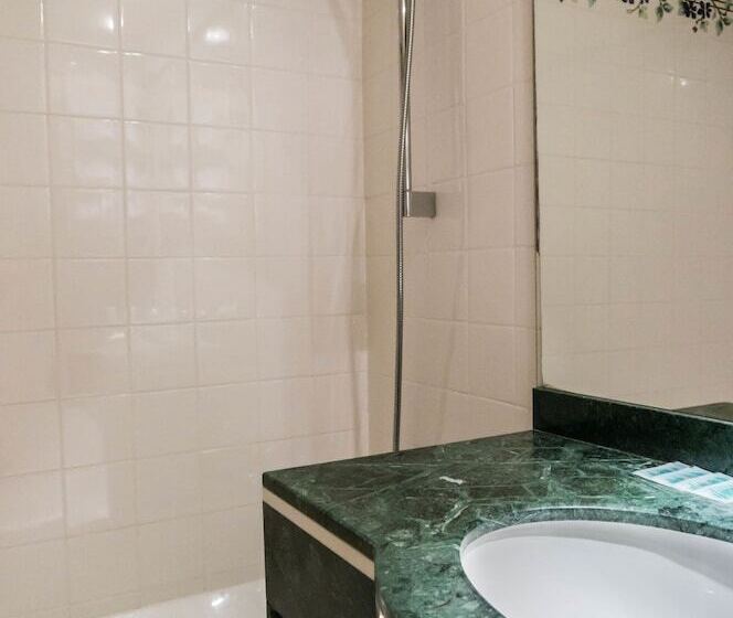 クラシックルーム, Hôtel Exelmans