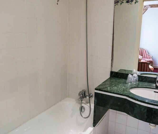 ガーデンビュースタンダードルーム, Hôtel Exelmans