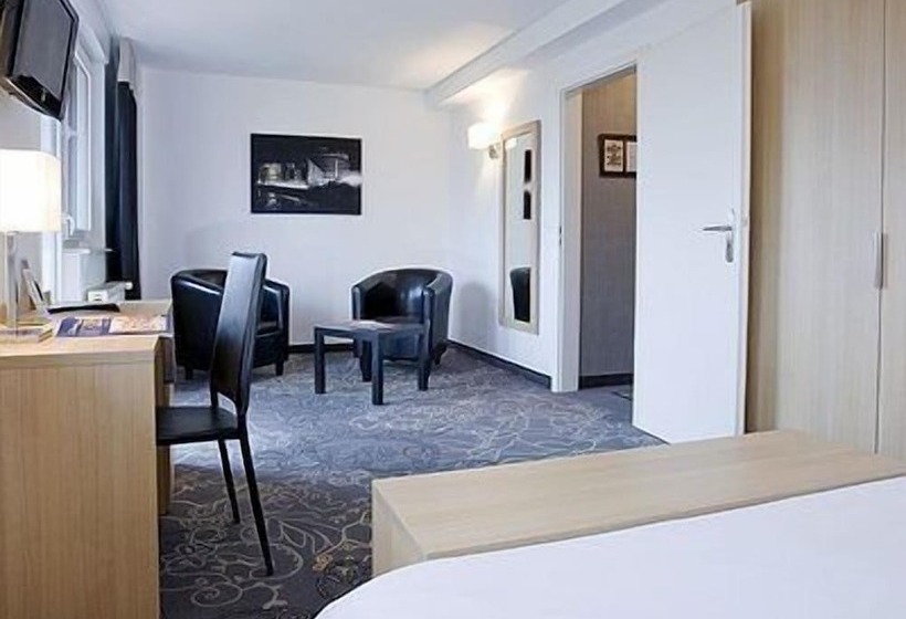 Номер Дюплекс, Hôtel Restaurant La Charrue