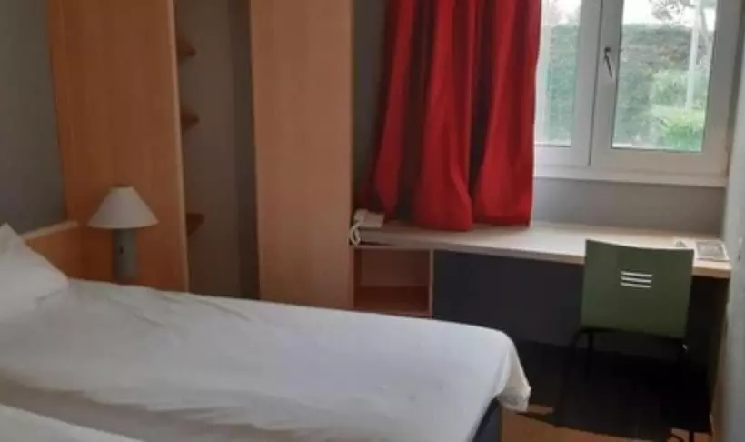 اتاق استاندارد, Ibis Arles