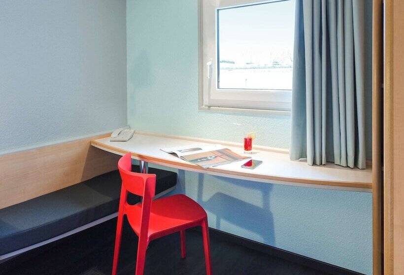 חדר סטנדרט, Ibis Bourges Centre