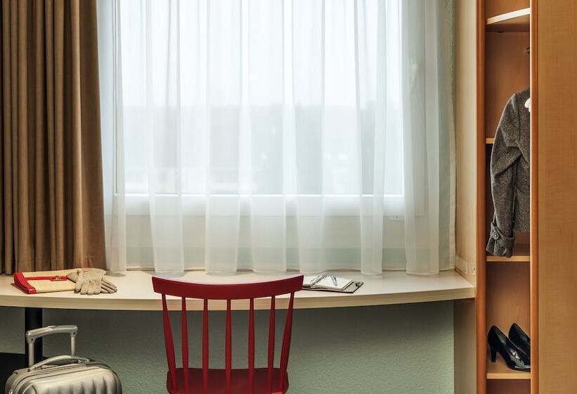 غرفة قياسية, Ibis Nemours