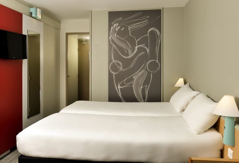 Номер Стандарт, Ibis Nemours
