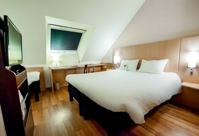 Номер Стандарт, Ibis Vannes