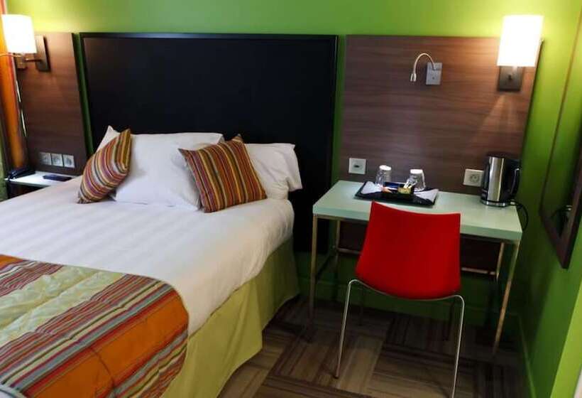 Camera Standard, Kyriad Lyon Sud  Sainte Foy