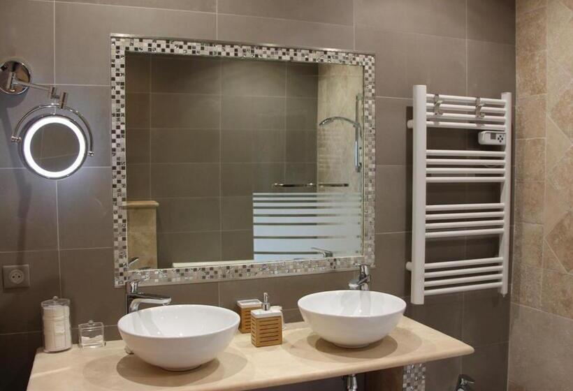 주니어 스위트, La Petite Auberge