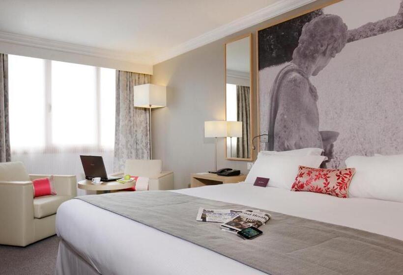 プレステージルーム, Mercure Parisvelizy