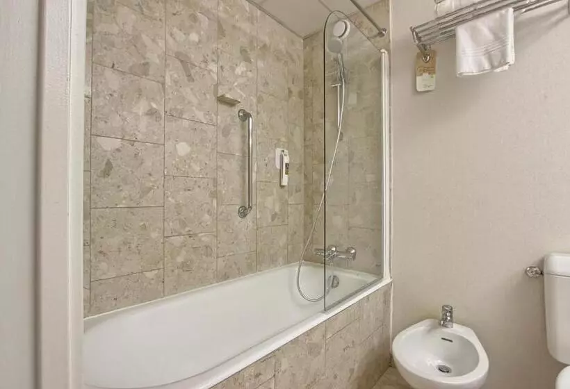 クラシックルーム, Mercure Parisvelizy