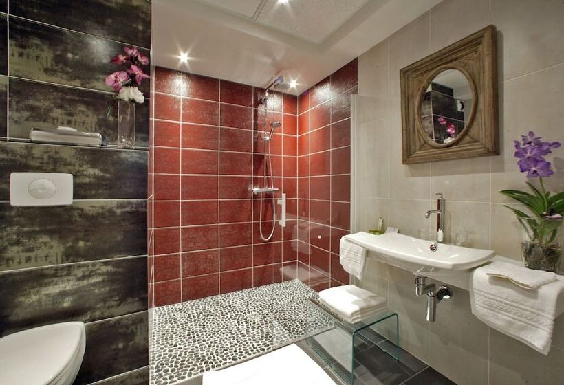 اتاق پرستیژ, Plaza Madeleine & Spa