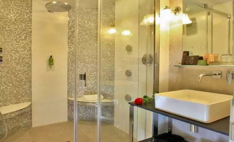 اتاق اجرایی, Plaza Madeleine & Spa