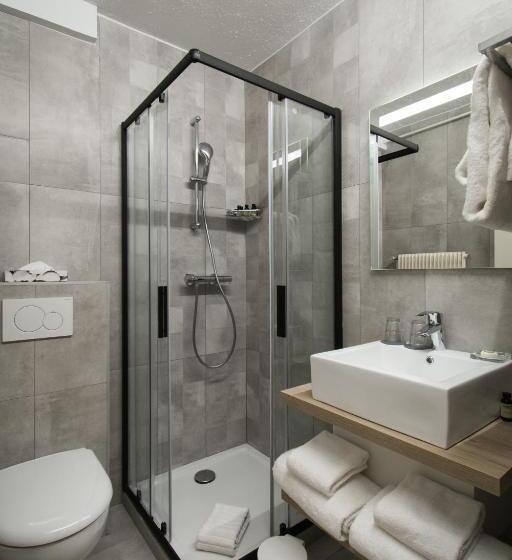 三人经典房间, Rohan, Centre Cathédrale