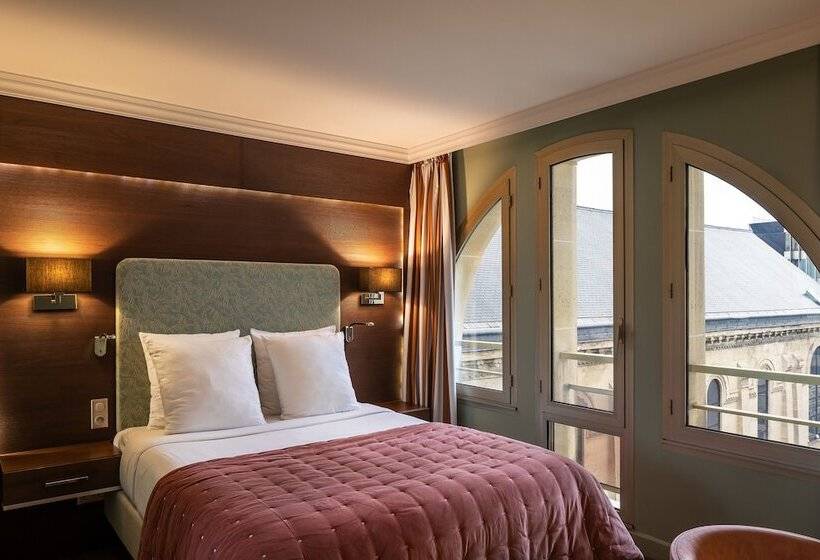 Classic Room, Royal Garden Champs Elysees