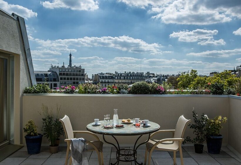 Junior Suite City View, Royal Garden Champs Elysees