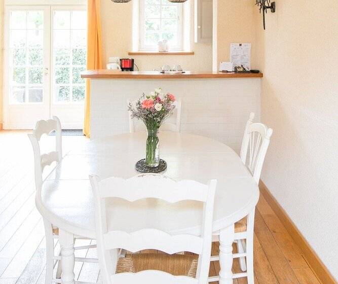 ‫فيلا غرفة نوم واحدة, & Spa De La Bretesche