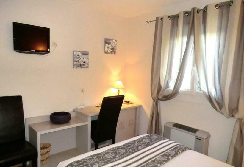 חדר קומפורט לשלושה, Hôtel Du Parc, Avignon Est, The Originals City