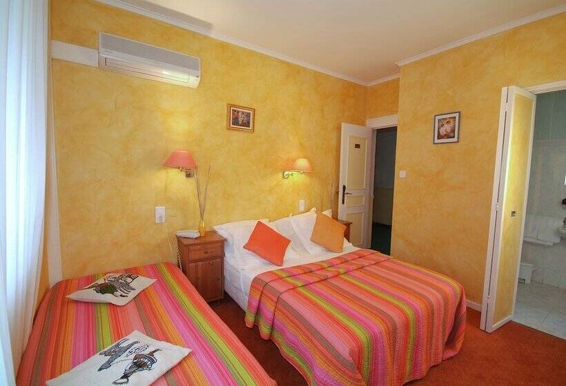 컴포트 트리플 룸, Cit Hotel Le Mirage