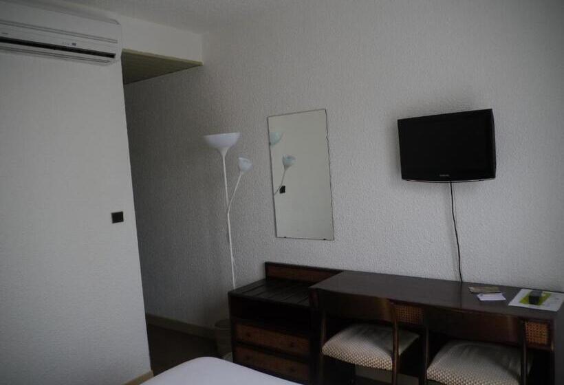 Номер Superior, Hôtel Le Barry, Toulouse Nord