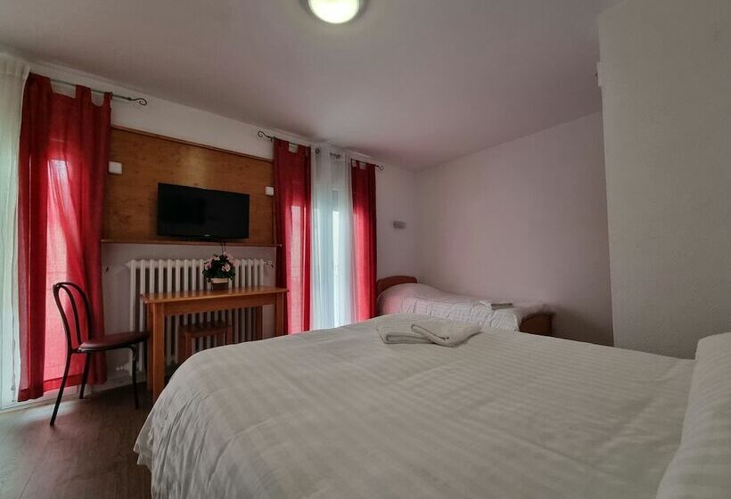 스탠다드 트리플 룸, Le Catalan   Hôtel Et Appartements