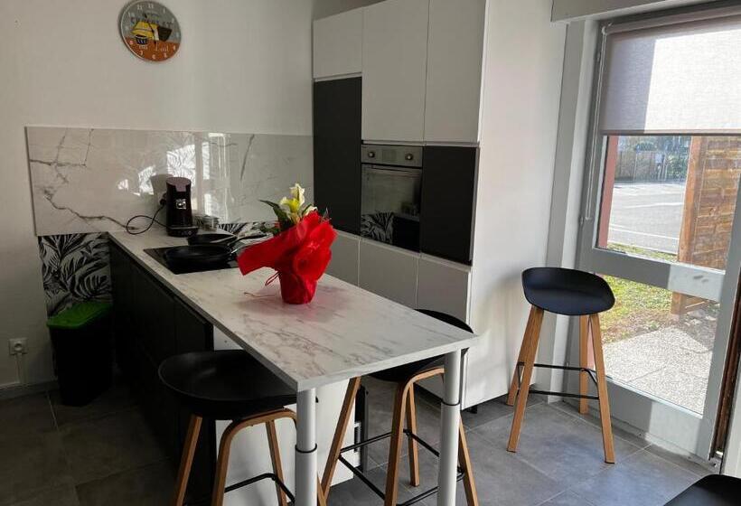 شقة غرفة واحدة, Hôtel Le Riquewihr