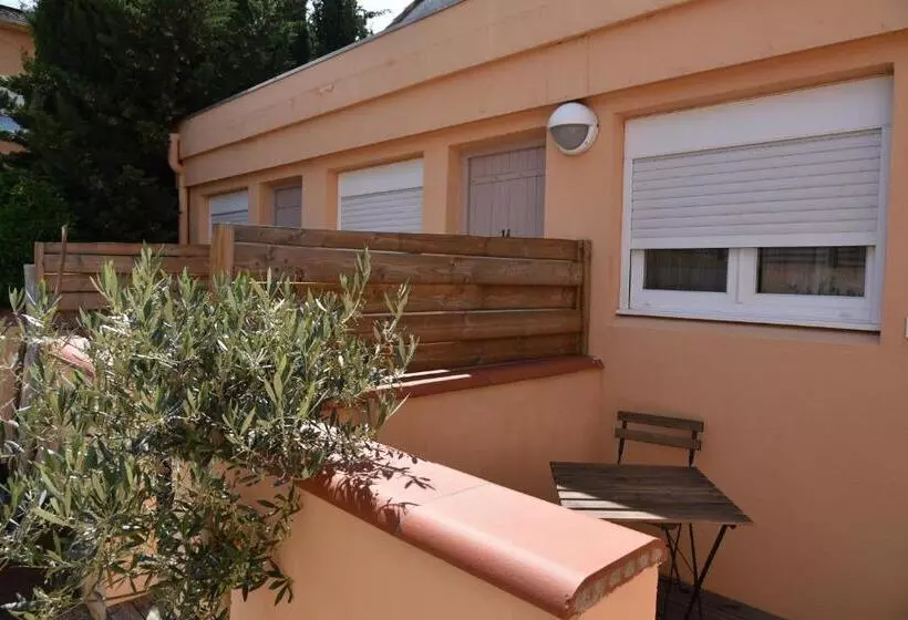 اتاق استاندارد با بالکن, Hôtel Les Mimosas