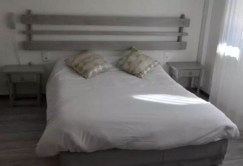 اتاق استاندارد با بالکن, Hôtel Les Mimosas
