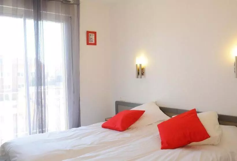 Comfort room with balcony, Hôtel Les Mimosas
