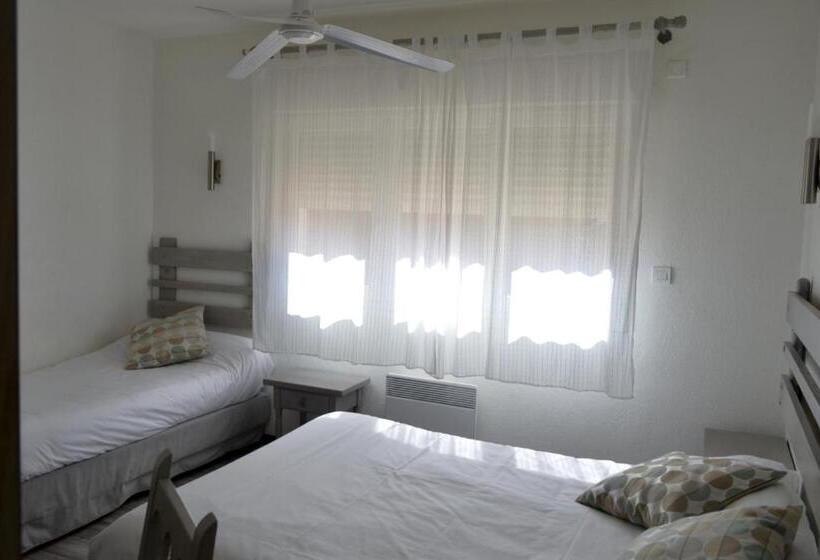 エコノミートリプルルーム, Hôtel Les Mimosas