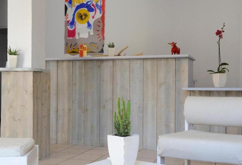 エコノミートリプルルーム, Hôtel Les Mimosas