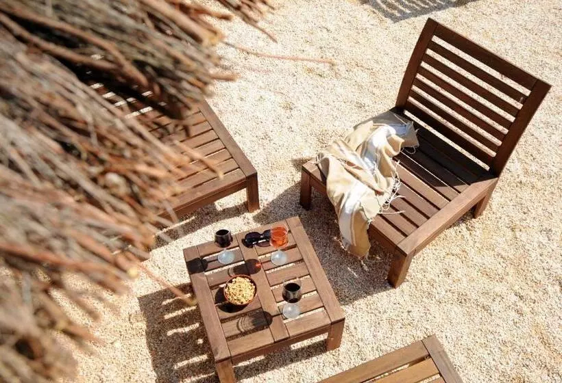 اتاق اکونومی, Hôtel Les Mimosas
