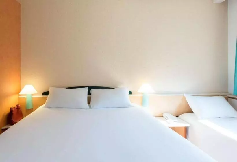 Standard Single Room Single Bed, Ibis Lyon Est Bron