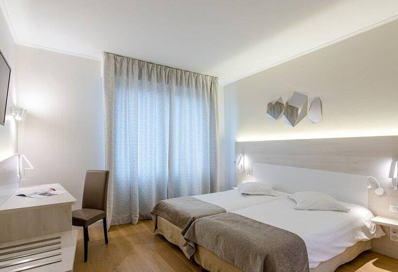 Номер Стандарт Индивидуальный, L Oree Du Bois