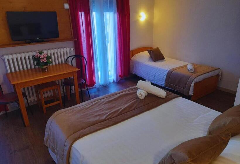 스탠다드 트리플 룸, Le Catalan   Hôtel Et Appartements