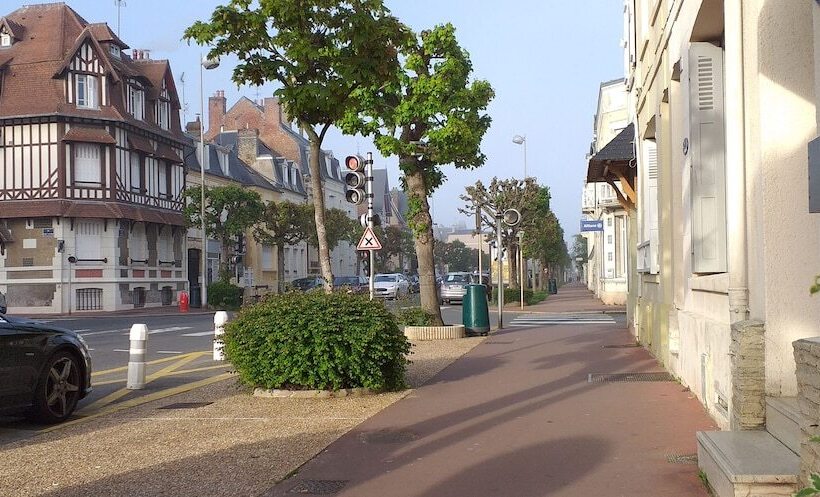 Номер Стандарт Трехместный, Le Chantilly