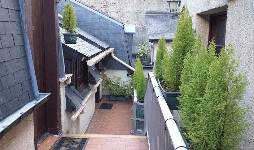 Семейный Номер, Le Chantilly