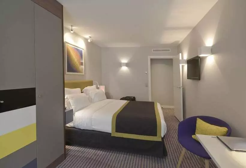 Chambre Standard Communicante, Le Mareuil