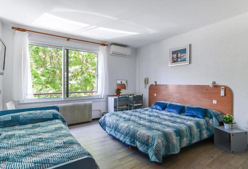 スタンダードトリプルルーム, Le Preconil