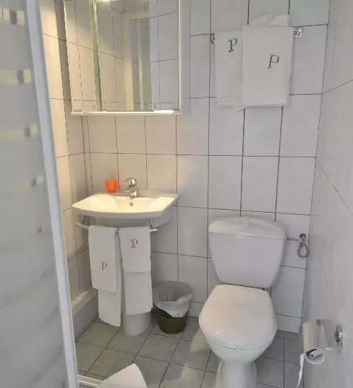 Pokój Standard z Tarasem, Le Preconil